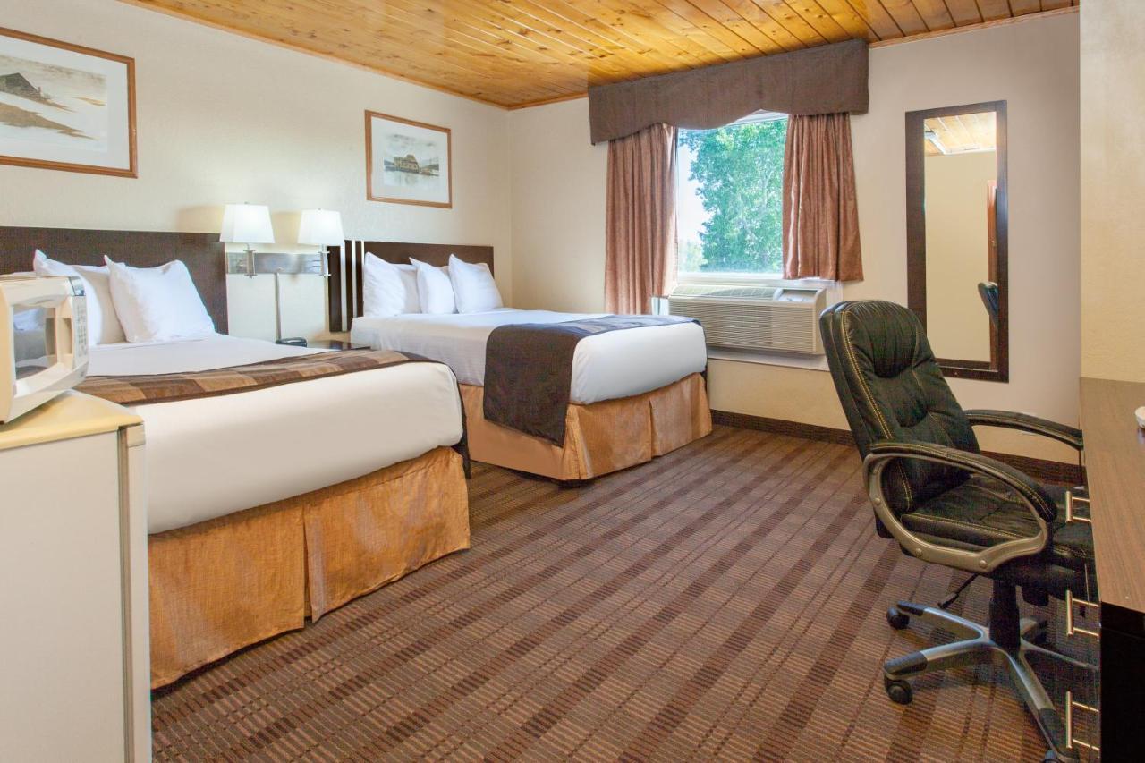 Econo Lodge Inn & Suites Medicine Hat Exteriör bild