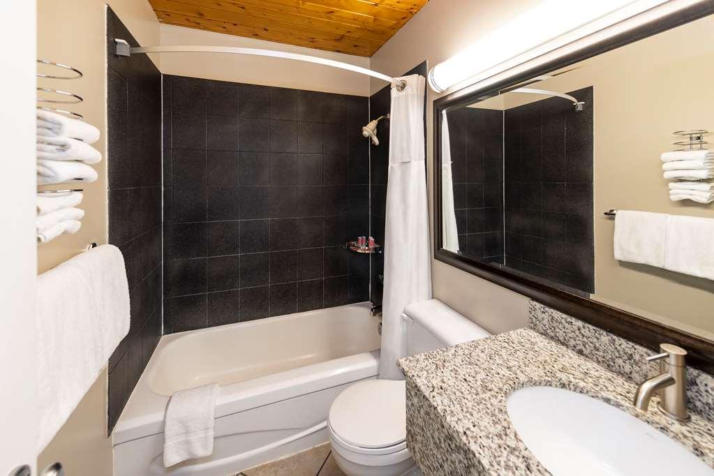 Econo Lodge Inn & Suites Medicine Hat Exteriör bild
