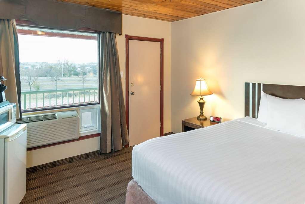 Econo Lodge Inn & Suites Medicine Hat Rum bild