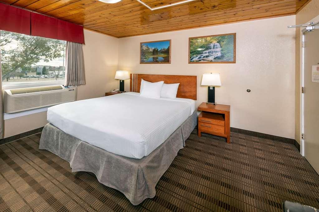 Econo Lodge Inn & Suites Medicine Hat Rum bild